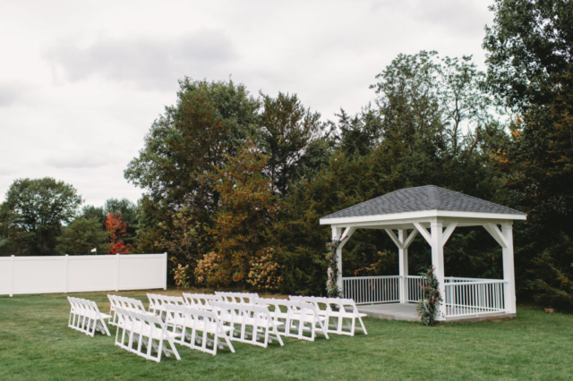 Gazebo w/ privacy fence